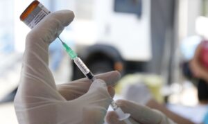 Read more about the article Desembargadora suspende liminar que autorizava mulher a escolher vacina