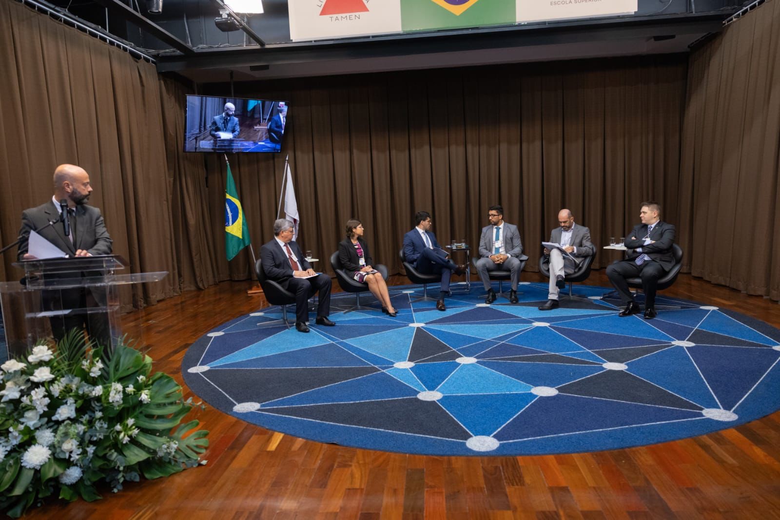 Leia mais sobre o artigo SEGUNDO DIA DO CONGRESSO – PAINÉIS TEMÁTICOS
