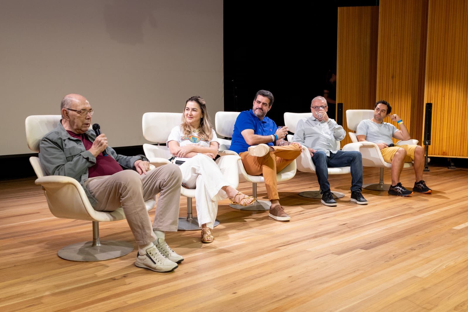Leia mais sobre o artigo TERCEIRO DIA DO CONGRESSO
